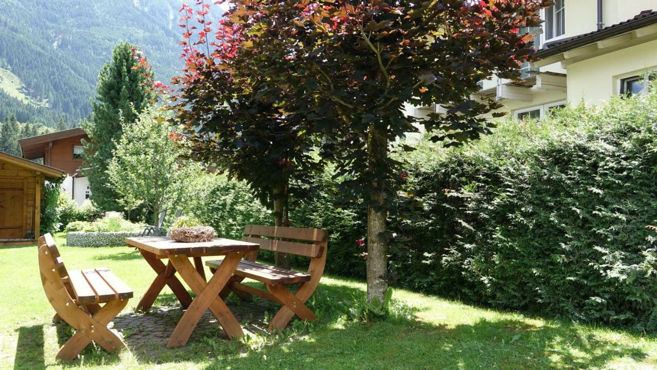 Gaestehaus Margareta Wald im Pinzgau Buitenkant foto
