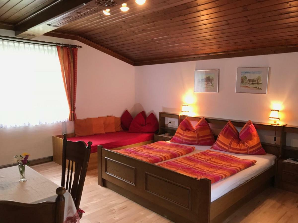 Gaestehaus Margareta Wald im Pinzgau Buitenkant foto